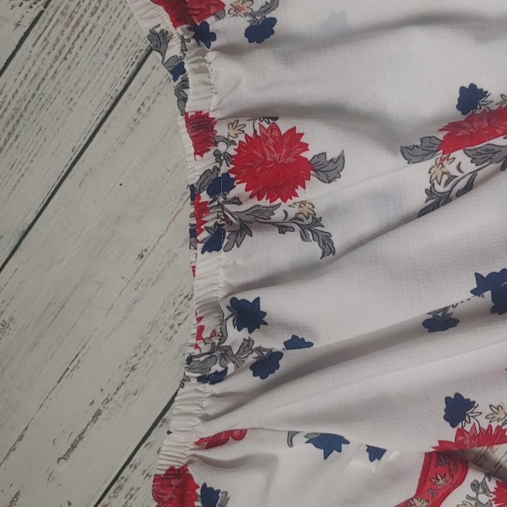 OFF SHOULDER FLORAL MAXI DRESS - Picture 6 of 11